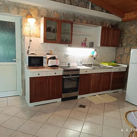 Vukelic Apartment *