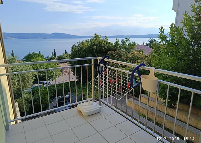 Vukelic Apartment